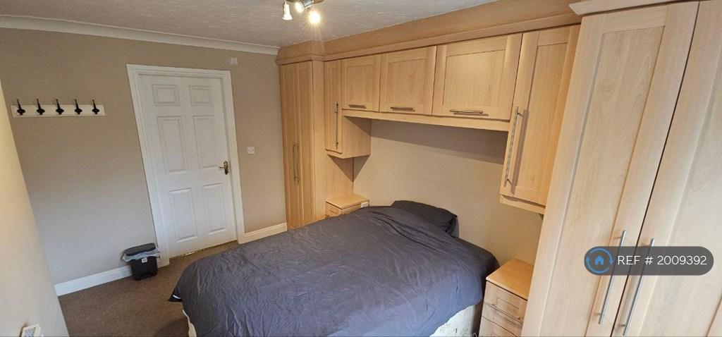 Master Bedroom With En-Suite (1st Floor) - Double