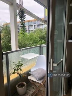 Studio to rent, Amazon Apartments, London, N8