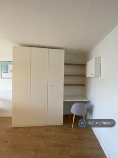 Studio to rent, Amazon Apartments, London, N8