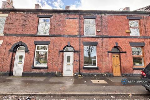 2 bedroom terraced house to rent, Ainsworth Road, Bury, BL8