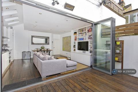 2 bedroom flat to rent, Hazelbourne Road, London, SW12