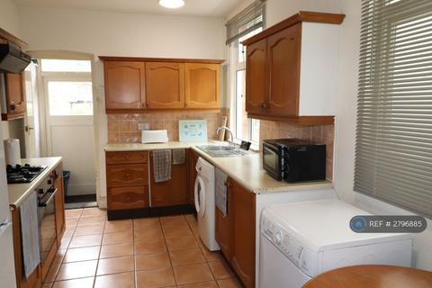 undefined, Abington Avenue, Northampton, NN1