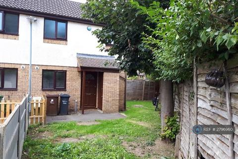 Holden Close, Dagenham, RM8