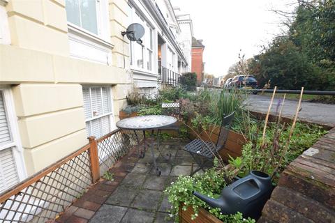 undefined, London Road, Kent TN1