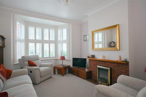 4 bedroom semi-detached house for sale, Ringwood Road, Roselands, Eastbourne
