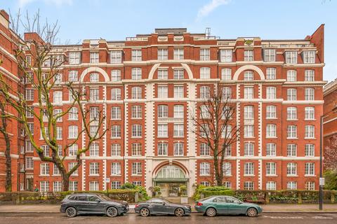2 bedroom flat for sale, Grove End House, Grove End Road, St John's Wood, London
