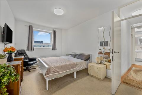 2 bedroom flat for sale, Grove End House, Grove End Road, St John's Wood, London