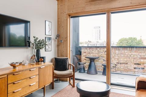 2 bedroom flat to rent, Darnley Road, London Fields, Hackney, London