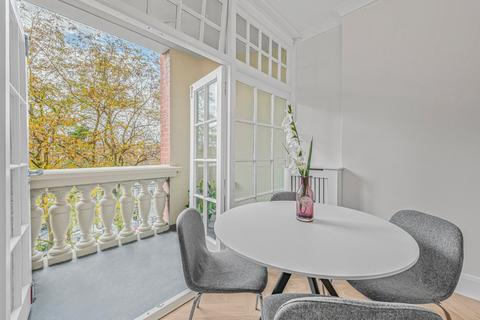2 bedroom flat for sale, Clive Court, Maida Vale, London