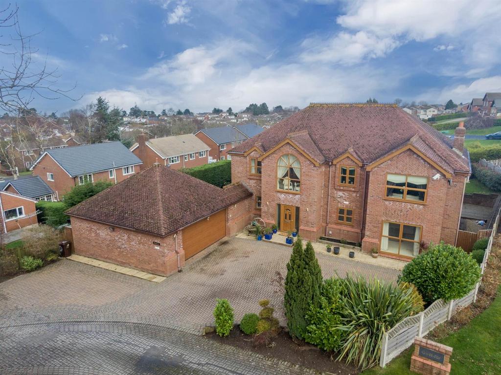 Dwynwen DJI 0256.jpg