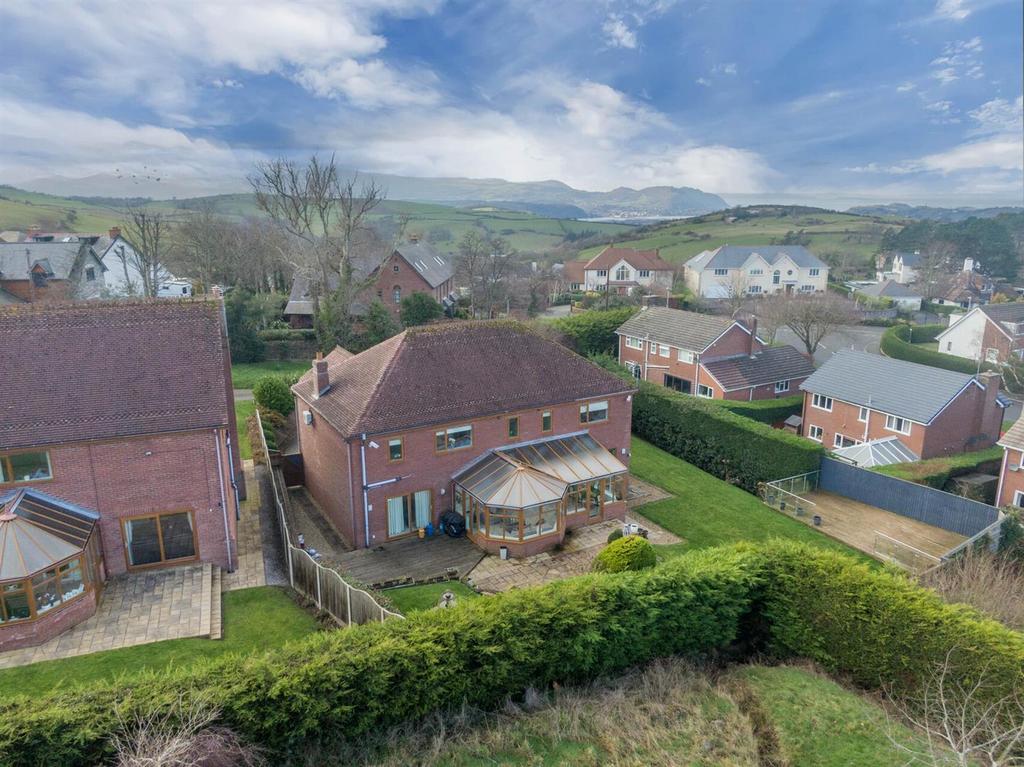 Dwynwen DJI 0264.jpg