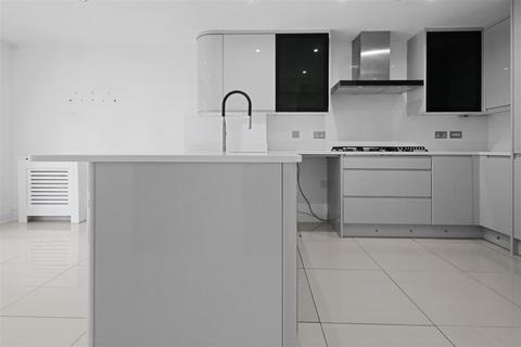 undefined, Foster Drive, Dartford