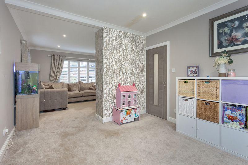 Family/dining area