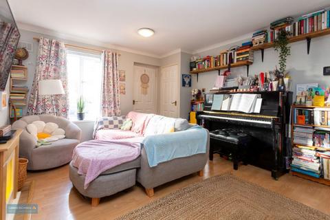 2 bedroom end of terrace house for sale, Gill Crescent, Taunton