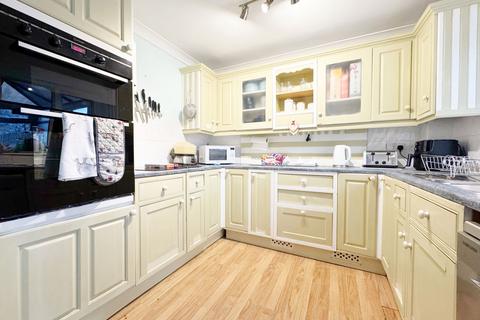 4 bedroom semi-detached house for sale, Daws Meadow, Newton Abbot TQ12