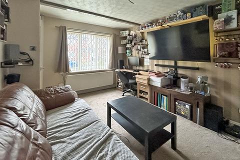 undefined, Ravensbourne Grove, Willenhall