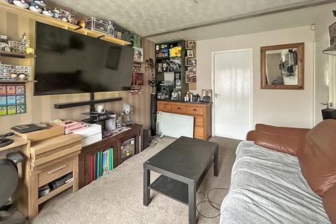 undefined, Ravensbourne Grove, Willenhall