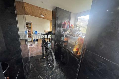 4 bedroom bungalow for sale, Clare Road, Stanwell