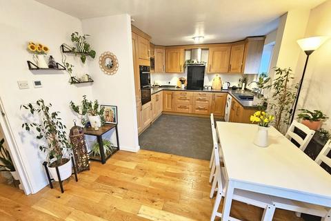 2 bedroom apartment for sale, Eastern Road, Sutton Coldfield, B73 5NT