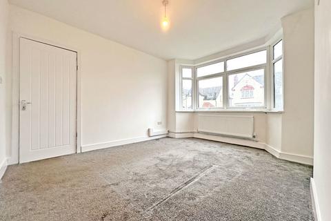 3 bedroom semi-detached house for sale, Horseley Road, TIPTON, DY4 7LX