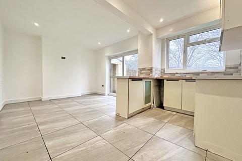 3 bedroom semi-detached house for sale, Horseley Road, TIPTON, DY4 7LX