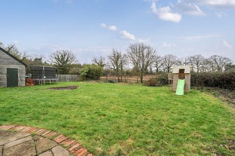 4 bedroom semi-detached house for sale, Marden Road, Staplehurst