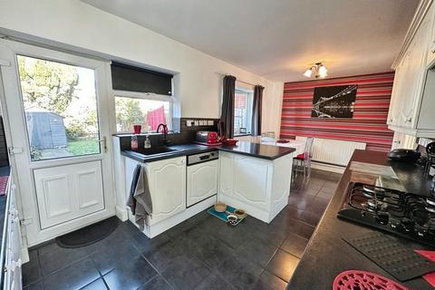 3 bedroom terraced house for sale, Belper Road, Bloxwich, WS3 3QF