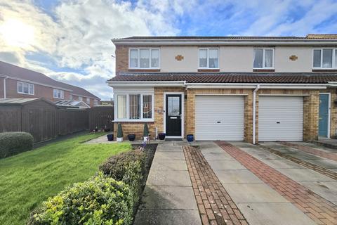 3 bedroom semi-detached house for sale, Ambrose Court, Blaydon-on-Tyne NE21