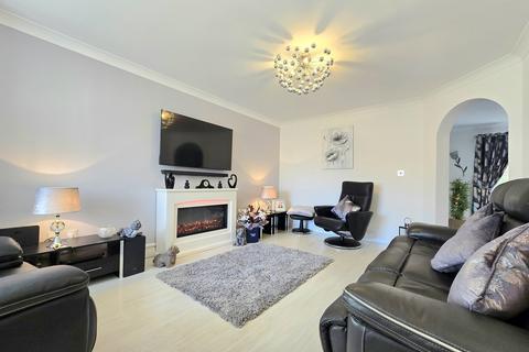 3 bedroom semi-detached house for sale, Ambrose Court, Blaydon-on-Tyne NE21