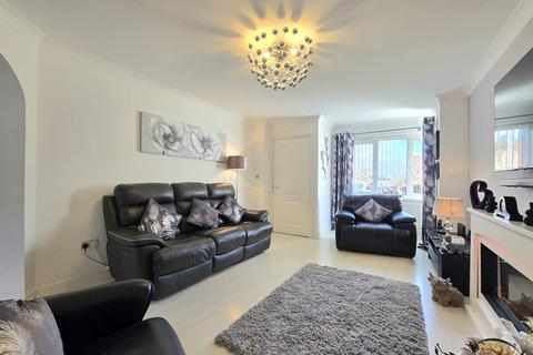3 bedroom semi-detached house for sale, Ambrose Court, Blaydon-on-Tyne NE21