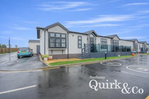 undefined, Pearl Drive, Canvey Island, SS8