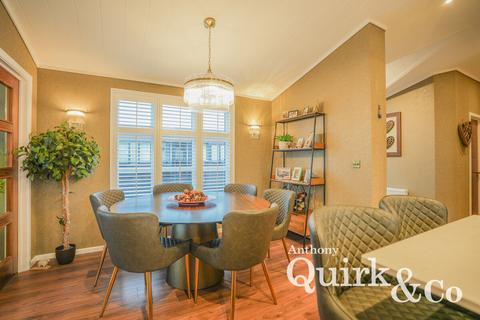 undefined, Pearl Drive, Canvey Island, SS8