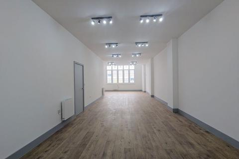 2 bedroom apartment to rent, To Let - Chapel Street, Southport Town Centre - Two Bedroom First Floor Apt