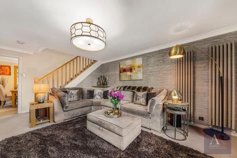 4 bedroom detached house for sale, Knight Crescent, Manchester
