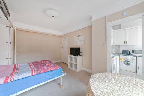 undefined, DU Cane Court Balham High Road SW17 7JW