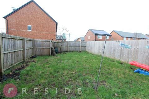 2 bedroom semi-detached house for sale, Thirlmere Drive, Manchester M24