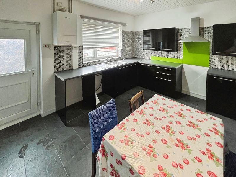 Kitchen diner