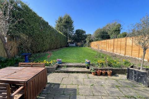 3 bedroom terraced house for sale, Malthouse Square, Beaconsfield HP9