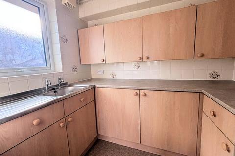 1 bedroom apartment for sale, Homeryde House, High Street, Lee-On-The-Solent, PO13