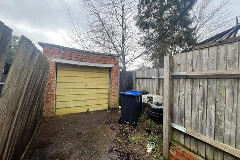 3 bedroom semi-detached house for sale, Lindsay Avenue, Abington NN3