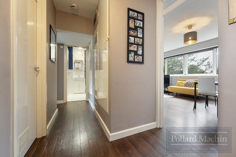 2 bedroom apartment for sale, Reddington Close, Sanderstead