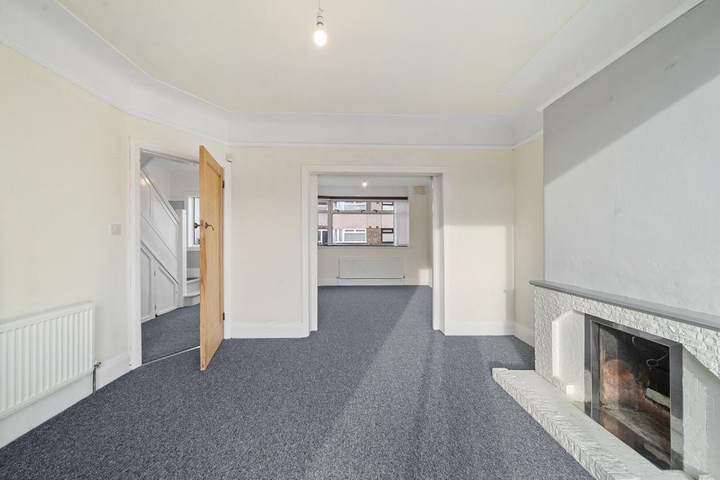 Dining Room3