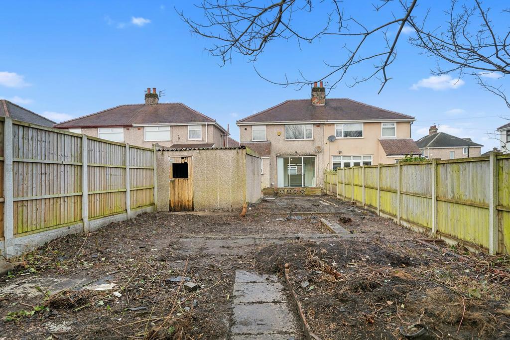 Rear Garden1
