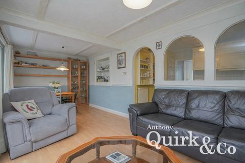3 bedroom detached bungalow for sale, Roggel Road, Canvey Island, SS8