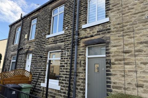 2 bedroom terraced house to rent, Grove Street, Mirfield WF14