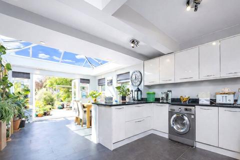 3 bedroom semi-detached house for sale, Tile Kiln Lane, Kent DA5
