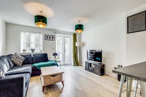 undefined, Kiln Way, Southend-on-sea, SS3