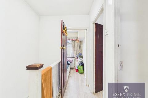 3 bedroom end of terrace house for sale, Three Bedroom End Of Terrace Wargrave Road, Harrow
