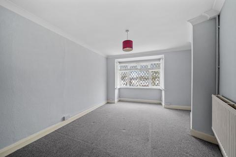 2 bedroom apartment to rent, Southborough Lane, Bickley