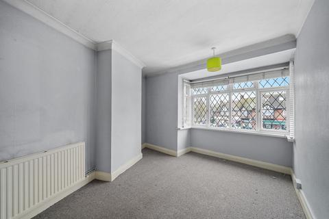 2 bedroom apartment to rent, Southborough Lane, Bickley